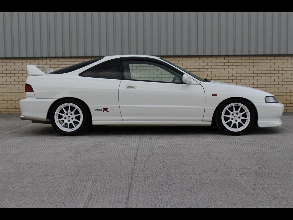 2000 Honda Integra Type R DC2 JDM Model - JM Imports