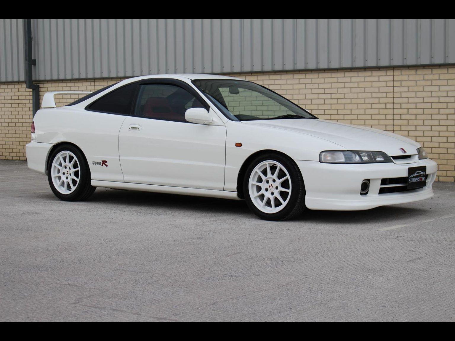 2000 Honda Integra Type R DC2 JDM Model - JM Imports
