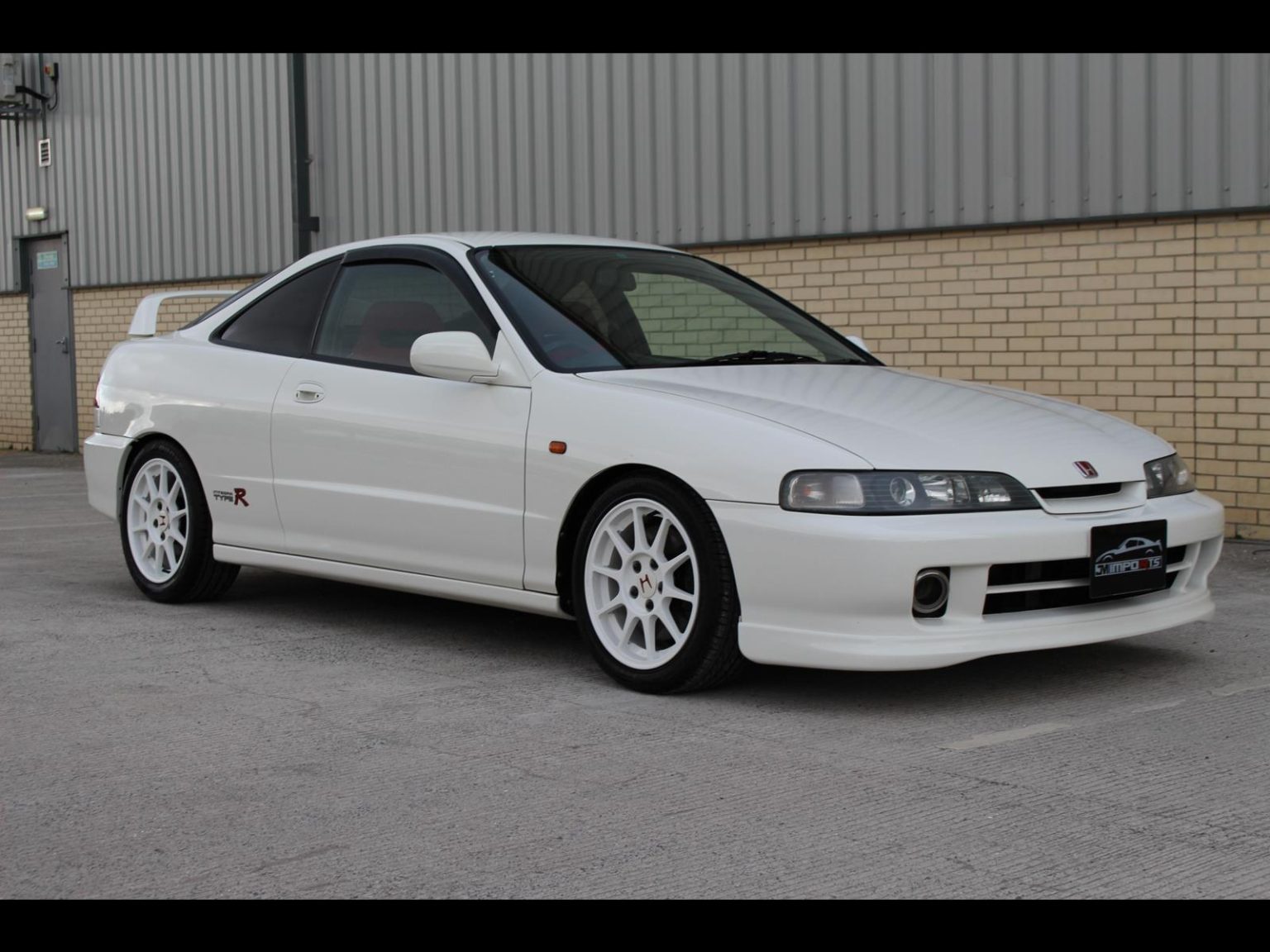 2000 Honda Integra Type R DC2 JDM Model - JM Imports