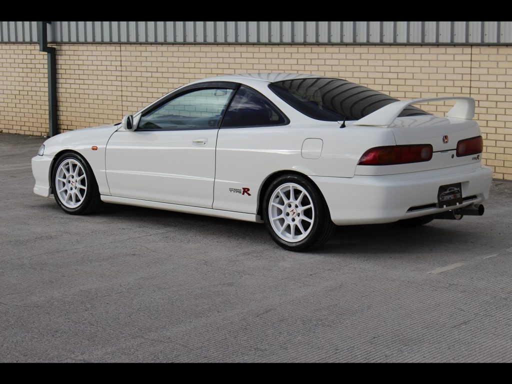 2000 Honda Integra Type R DC2 JDM Model - JM Imports