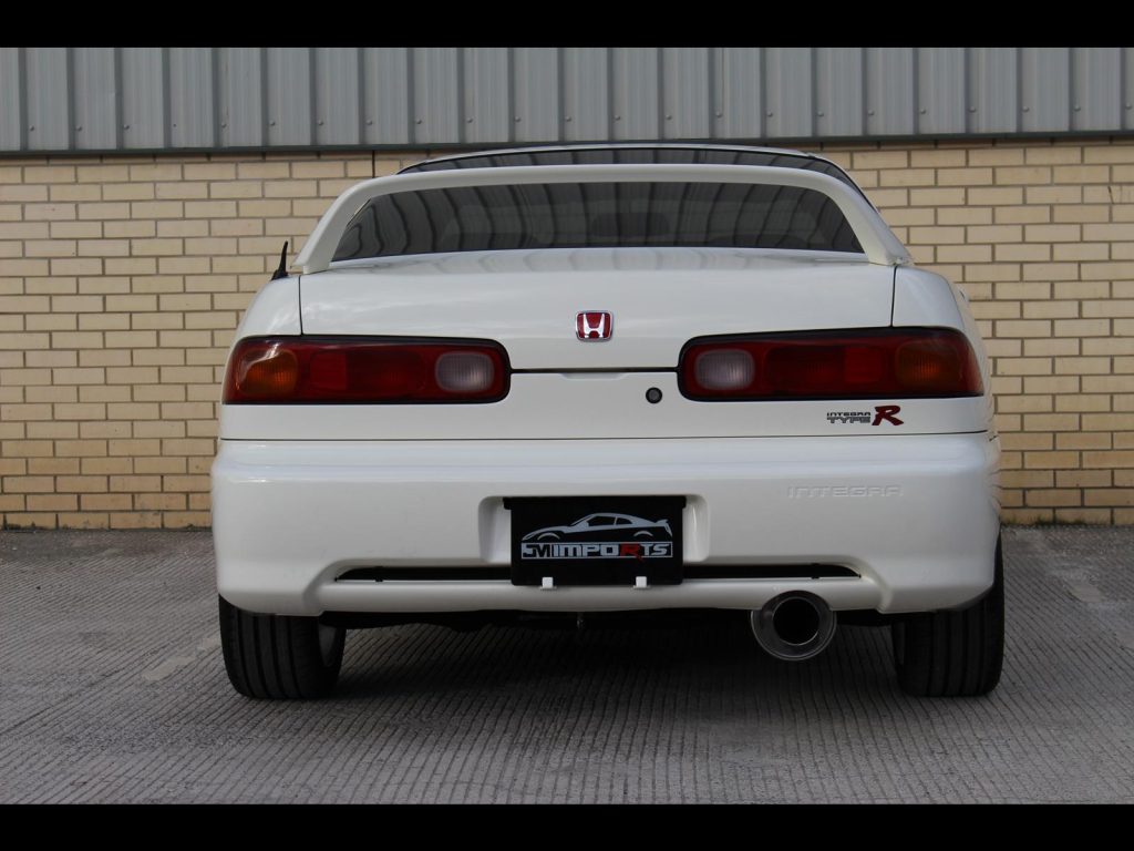 2000 Honda Integra Type R DC2 JDM Model - JM Imports